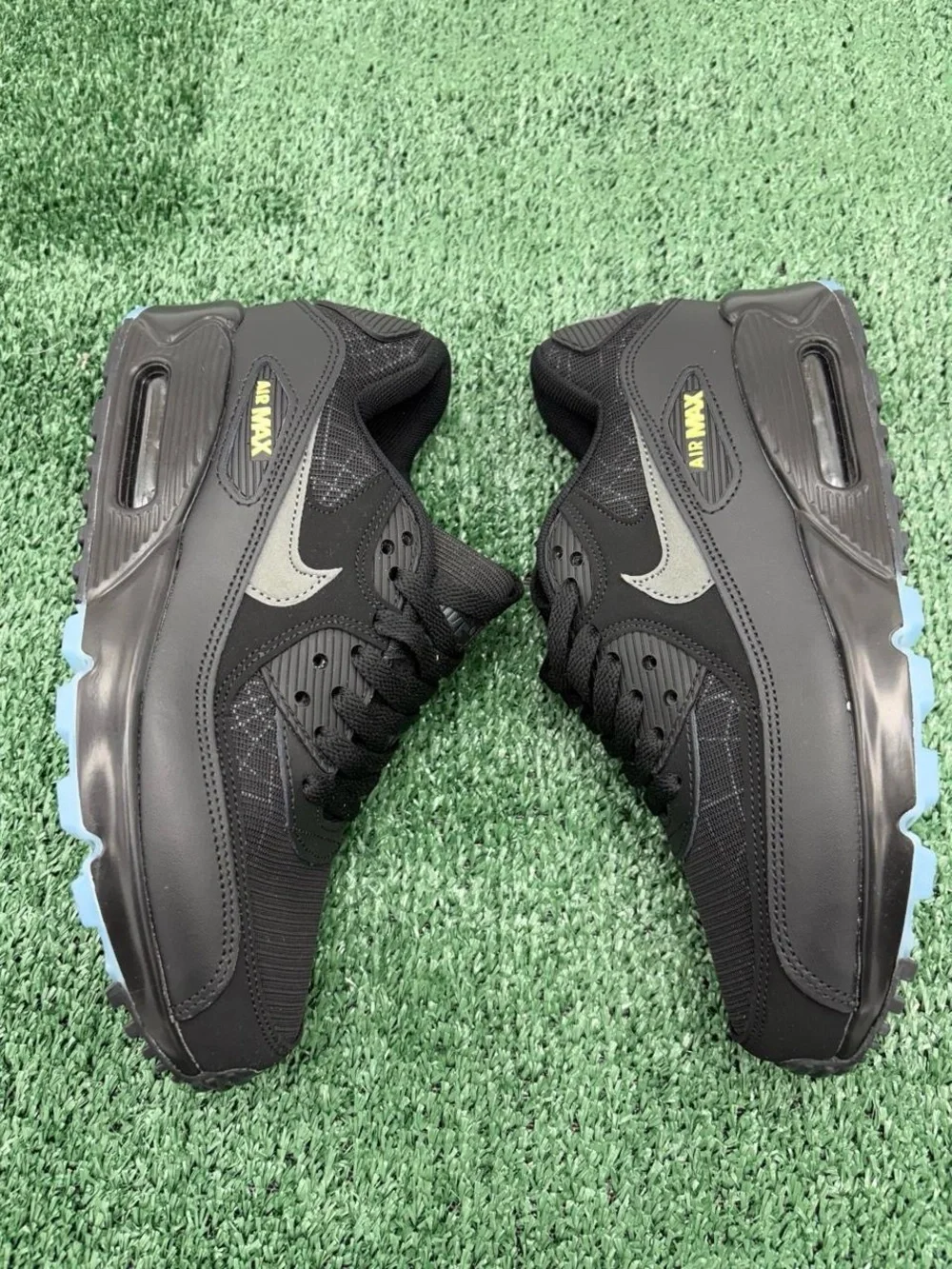 Nike women’s athletic